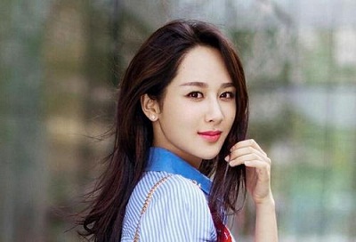 杨紫：演技人气双丰收，商业合作正当时，电话13924088358