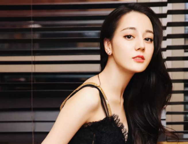 迪丽热巴：全能艺人的商业价值，合作电话13924088358